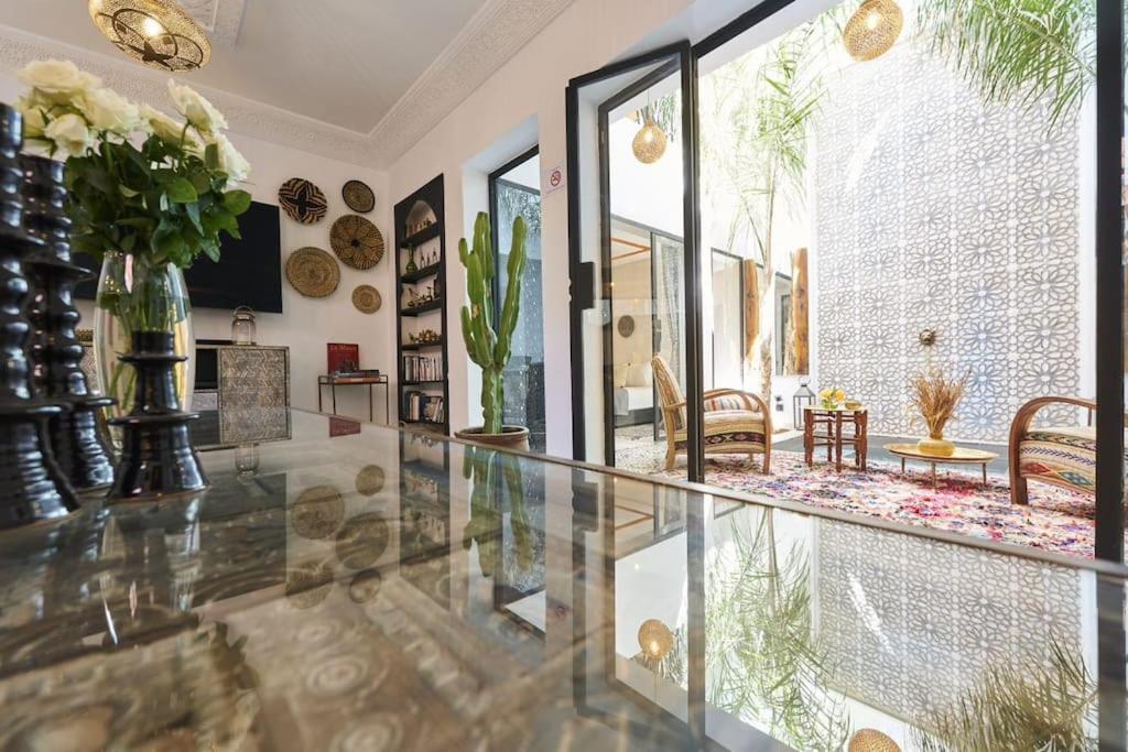 Riad Miloud En Exclusivite 10 P Au Coeur De La Medina マラケシュ エクステリア 写真